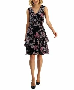 Connected Women's Floral-Print Wrap Dress